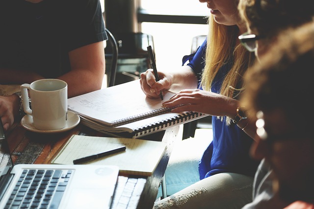 Les avantages et les inconvénients du travail en freelance en entreprise