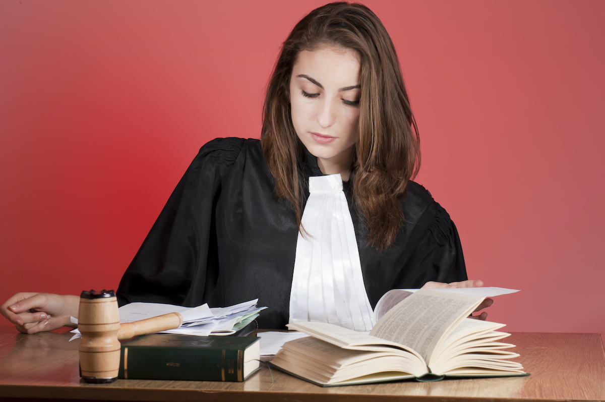 Les clés pour une défense solide en droit pénal