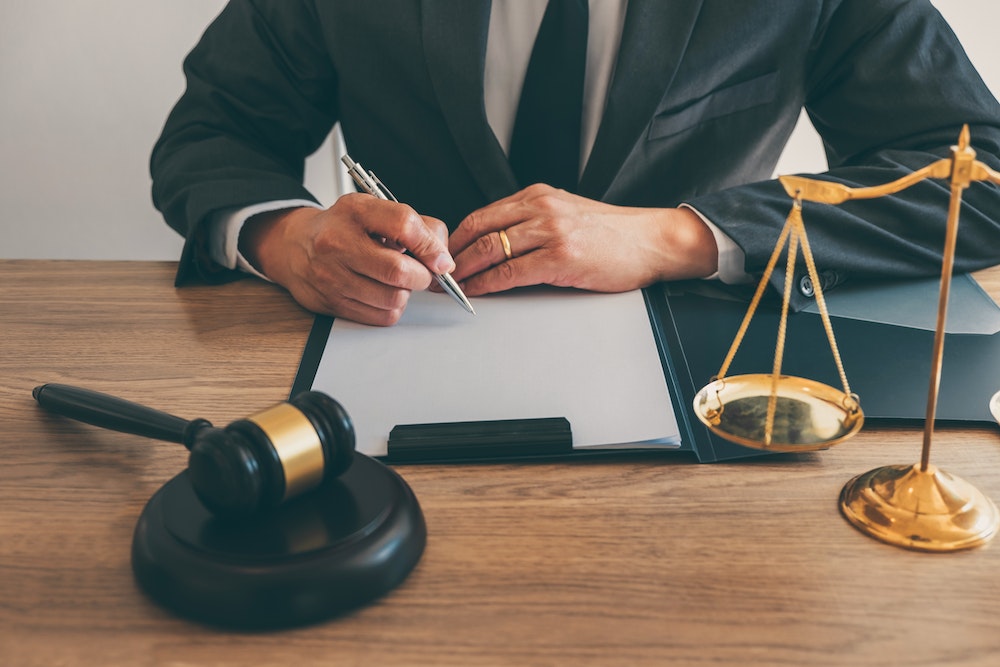 Comment devenir avocat en droit de la santé et de la sécurité au travail