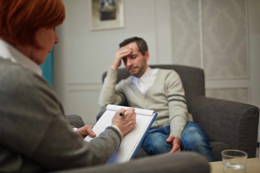 Porter plainte pour faux et usage de faux : guide complet